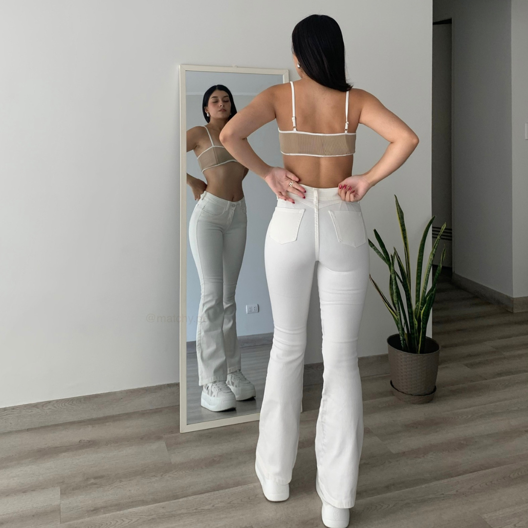 Flare Jean Blanco